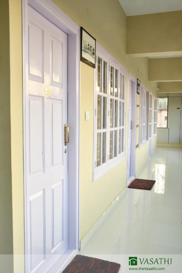 Vasathi Hotel Madikeri Kültér fotó