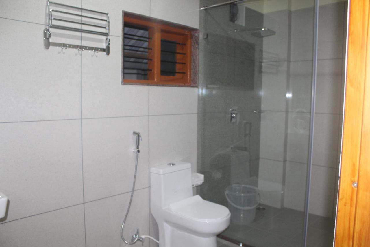 Vasathi Hotel Madikeri Kültér fotó